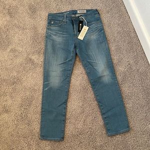 AG Jean the prima crop mid rise cigarette crop